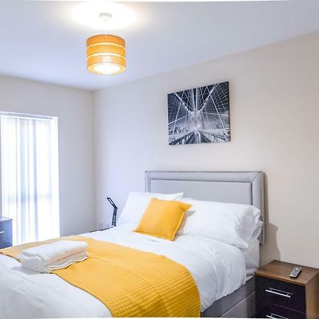 Salford Holiday Apartment Manchester Zewnętrze zdjęcie